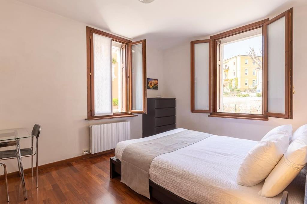 Residenza Sirtori Free Parking Lägenhet Verona Exteriör bild